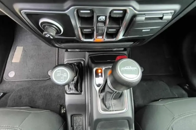 Jeep Gladiator din 2022 cu 45.700 km - oferta JEE183799 - foto 10