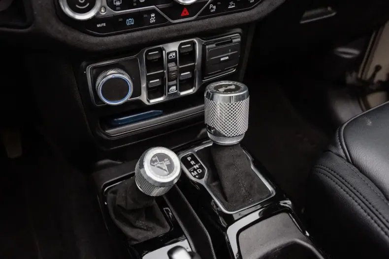 Jeep Wrangler din 2025 cu 15.074 km - oferta JEE183810 - foto 22