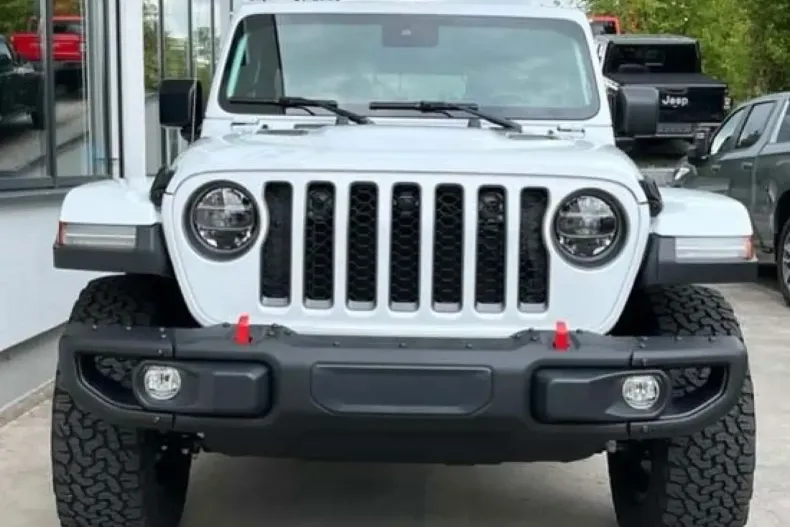 Jeep Wrangler din 2025 cu 21.000 km - oferta JEE183817 - foto 3