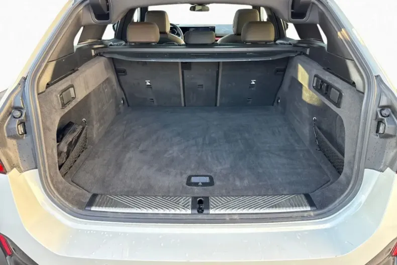 BMW 520 (Seria 5) din 2025 cu 24.949 km - oferta BMW183822 - foto 12