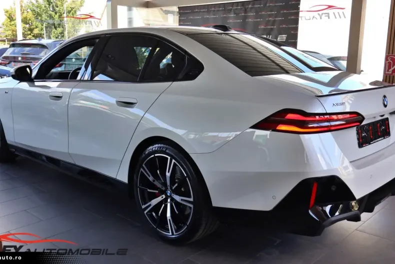BMW 540 (Seria 5) din 2025 cu 7.900 km - oferta BMW183827 - foto 3