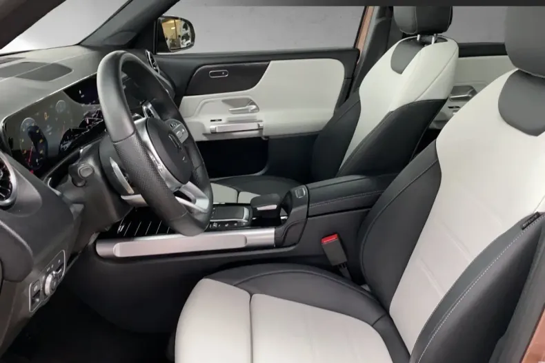 Mercedes-Benz GLB 250 (Clasa GLB) din 2021 cu 28.160 km - oferta MER183832 - foto 7