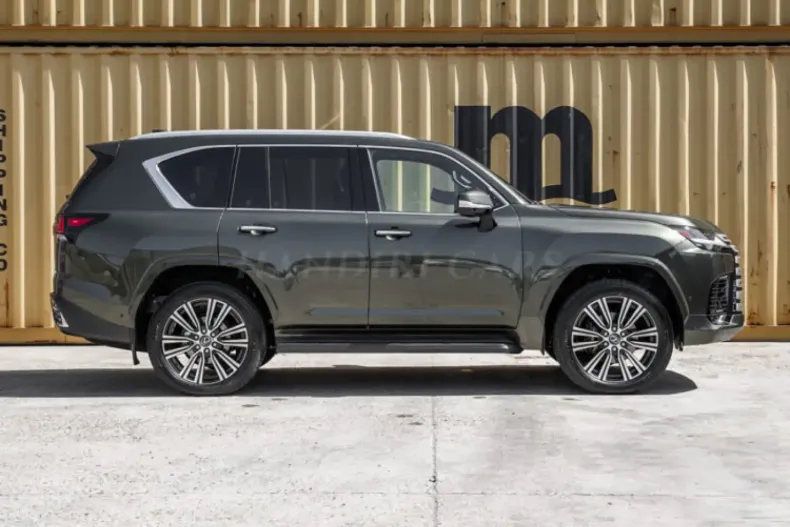 Lexus LX 700 din 2025 cu 50 km - oferta LEX183838 - foto 2