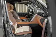 Lexus LX 700 din 2025 cu 50 km - oferta LEX183838 - foto 8