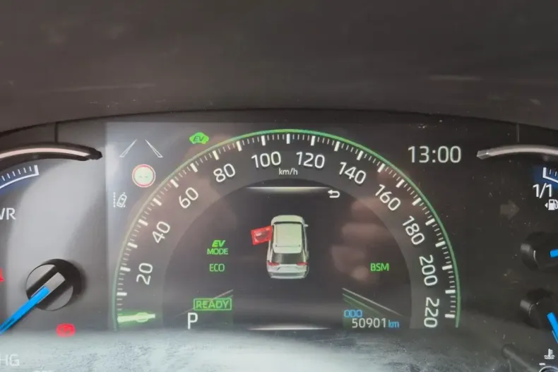 Toyota RAV4 din 2022 cu 50.950 km - oferta TOY183840 - foto 20