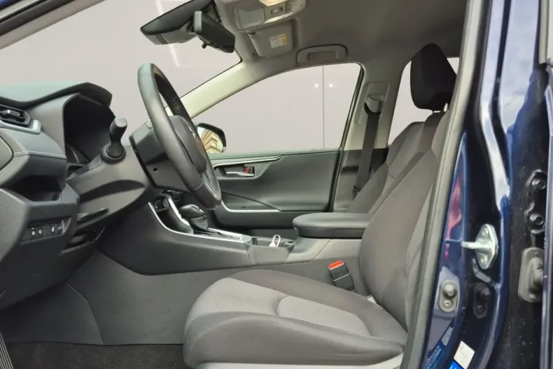 Toyota RAV4 din 2022 cu 50.950 km - oferta TOY183840 - foto 25