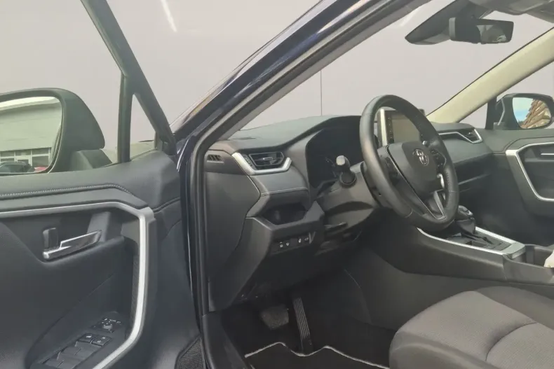 Toyota RAV4 din 2022 cu 50.950 km - oferta TOY183840 - foto 31