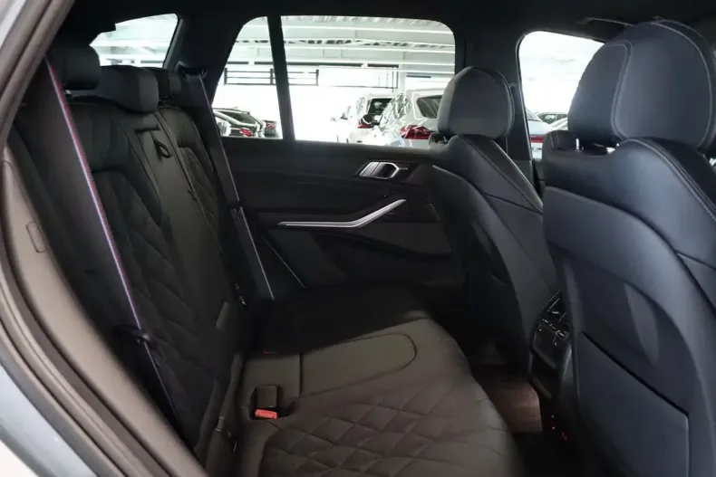 BMW X5 (Seria X) din 2023 cu 43.994 km - oferta BMW183843 - foto 7