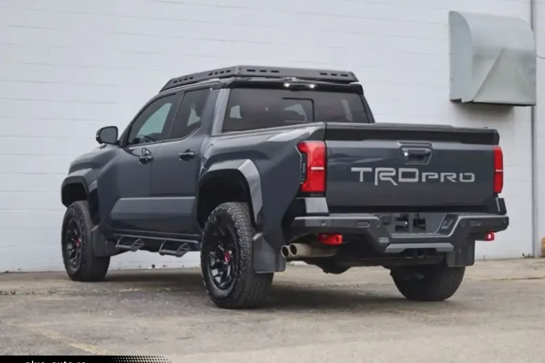 Toyota Tacoma din 2024 cu 24.600 km - oferta TOY183849 - foto 4