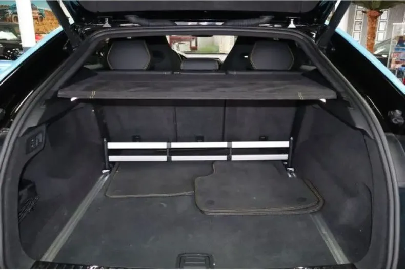 Lamborghini Urus din 2021 cu 91.518 km - oferta LAM183854 - foto 40