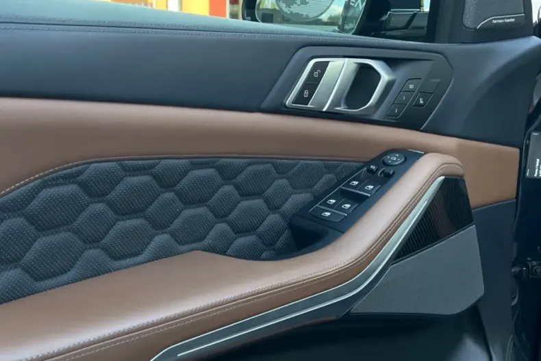 BMW X5 M (Seria X) din 2021 cu 60.200 km - oferta BMW183857 - foto 10