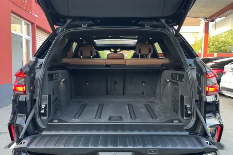 BMW X5 M (Seria X) din 2021 cu 60.200 km - oferta BMW183857 - foto 32