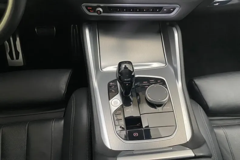 BMW X6 (Seria X) din 2021 cu 69.948 km - oferta BMW183864 - foto 10