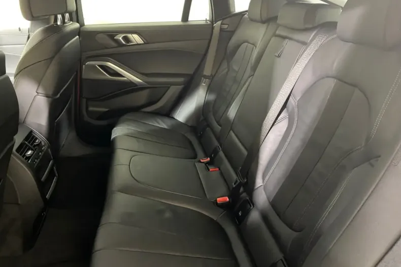 BMW X6 (Seria X) din 2021 cu 69.948 km - oferta BMW183864 - foto 14