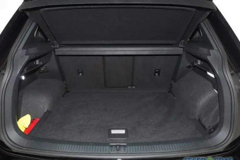 Volkswagen Tiguan din 2024 cu 43.250 km - oferta VOL183872 - foto 13