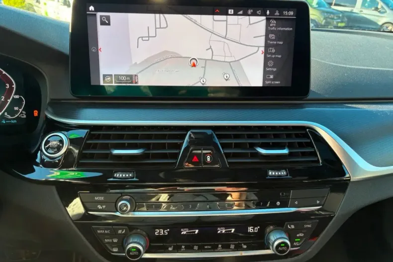 BMW 530 (Seria 5) din 2022 cu 74.222 km - oferta BMW183874 - foto 12