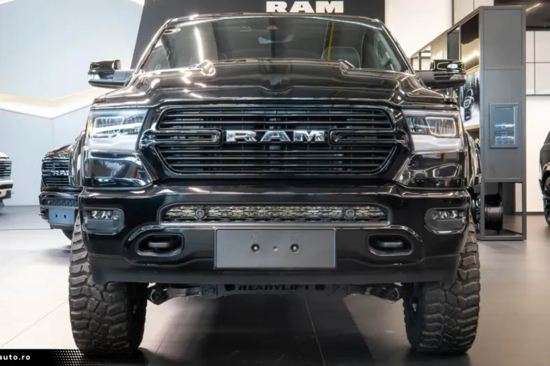 Dodge RAM din 2025 cu 50 km - oferta DOD183878 - foto 2