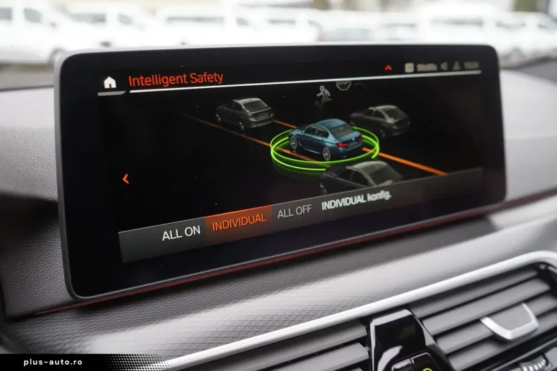 BMW 530 (Seria 5) din 2022 cu 55.800 km - oferta BMW183879 - foto 44