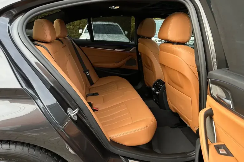 BMW 530 (Seria 5) din 2021 cu 120.000 km - oferta BMW183880 - foto 15