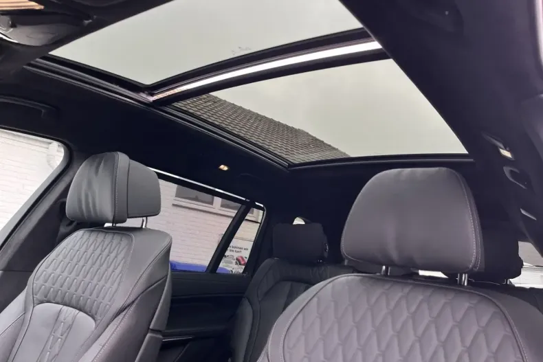 BMW X7 (Seria X) din 2025 cu 9.473 km - oferta BMW183889 - foto 20