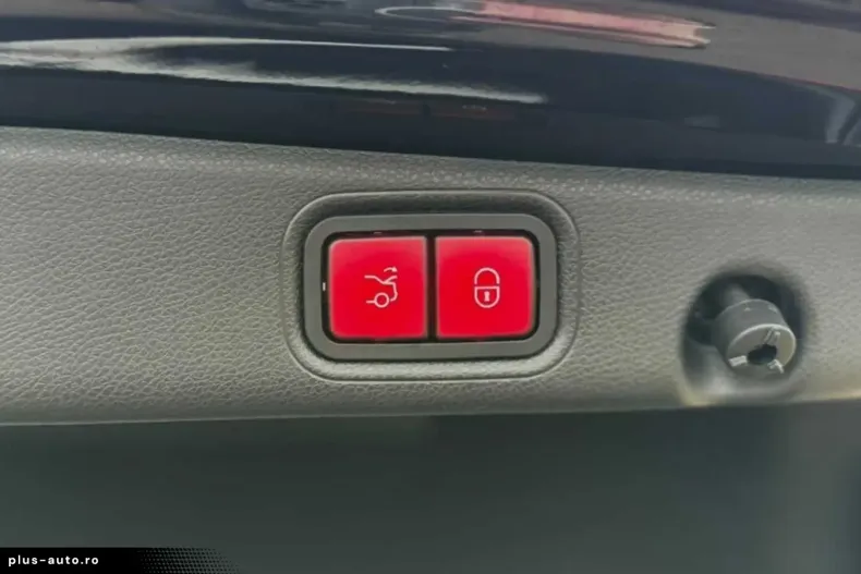 Mercedes-Benz E 200 (Clasa E) din 2021 cu 116.000 km - oferta MER183898 - foto 15