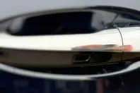 Mercedes-Benz E 200 (Clasa E) din 2021 cu 116.000 km - oferta MER183898 - foto 16