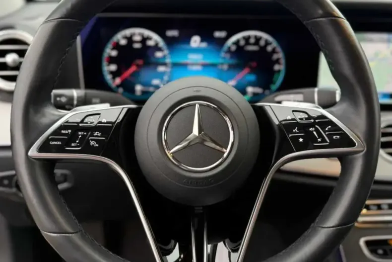 Mercedes-Benz E 200 (Clasa E) din 2021 cu 116.000 km - oferta MER183898 - foto 28