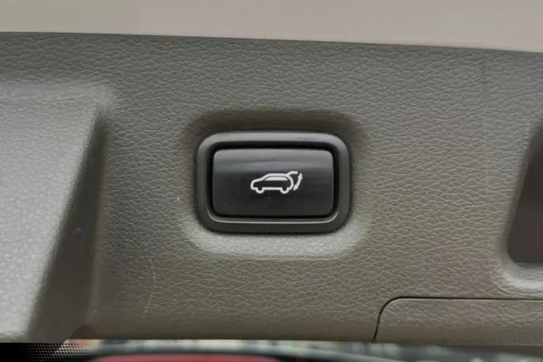 Hyundai SANTA FE din 2021 cu 117.000 km - oferta HYU183899 - foto 16