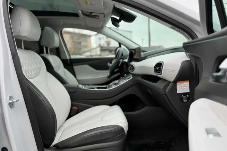 Hyundai SANTA FE din 2021 cu 117.000 km - oferta HYU183899 - foto 26