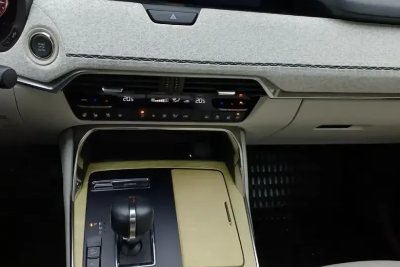 Mazda CX-60 din 2024 cu 12.962 km - oferta MAZ183901 - foto 15