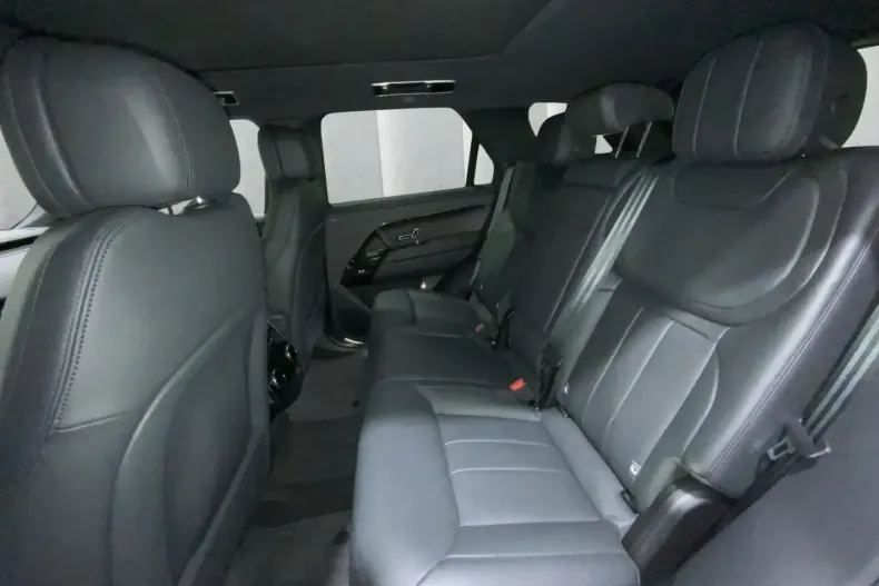 Land Rover Range Rover Sport din 2025 cu 28.594 km - oferta LAN183904 - foto 7