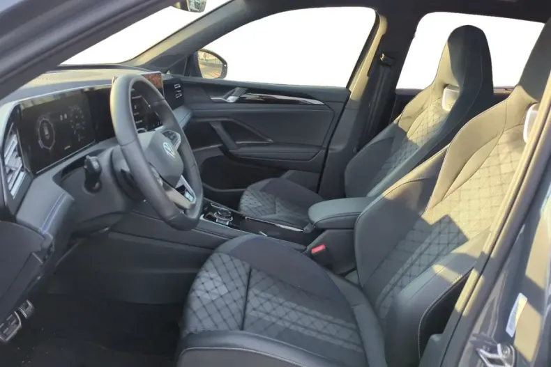 Volkswagen Tiguan din 2024 cu 22.600 km - oferta VOL183907 - foto 9