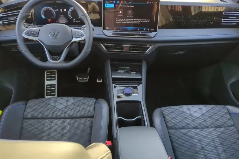 Volkswagen Tiguan din 2024 cu 22.600 km - oferta VOL183907 - foto 12