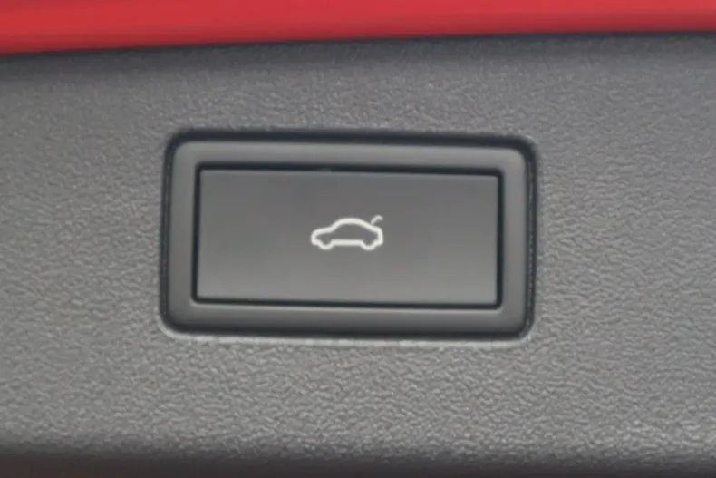 Volkswagen Tiguan din 2024 cu 19.950 km - oferta VOL183909 - foto 7