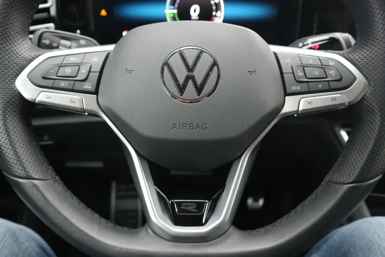 Volkswagen Tiguan din 2024 cu 19.950 km - oferta VOL183909 - foto 13