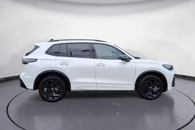 Volkswagen Tiguan din 2025 cu 20.004 km - oferta VOL183910 - foto 6