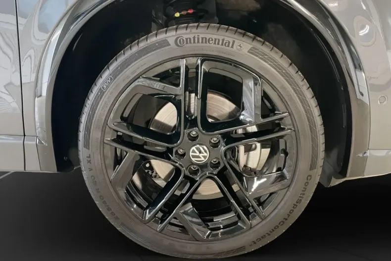 Volkswagen Tiguan din 2024 cu 16.400 km - oferta VOL183914 - foto 9