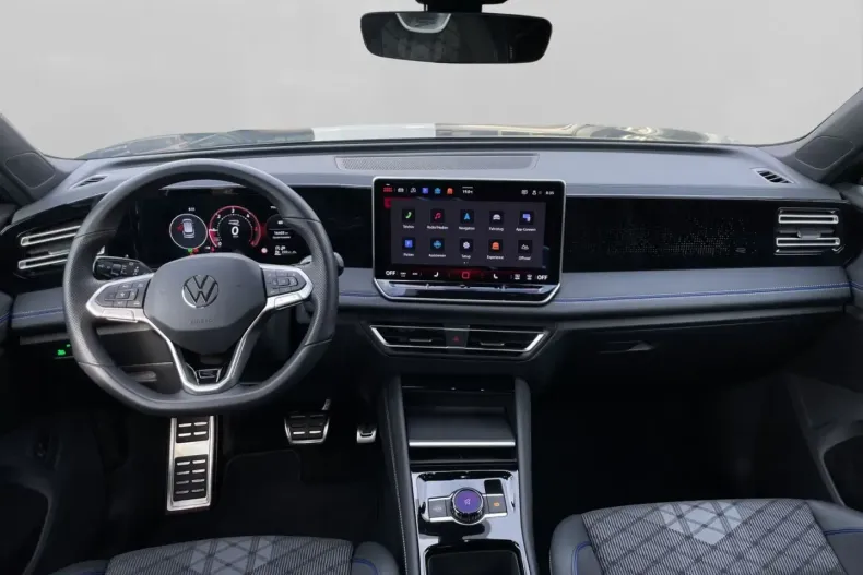 Volkswagen Tiguan din 2024 cu 16.400 km - oferta VOL183914 - foto 13