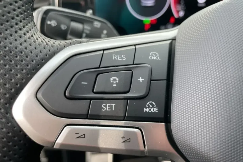 Volkswagen Tiguan din 2024 cu 16.400 km - oferta VOL183914 - foto 21