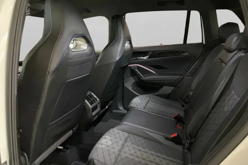 Volkswagen Tiguan din 2025 cu 64.300 km - oferta VOL183918 - foto 15