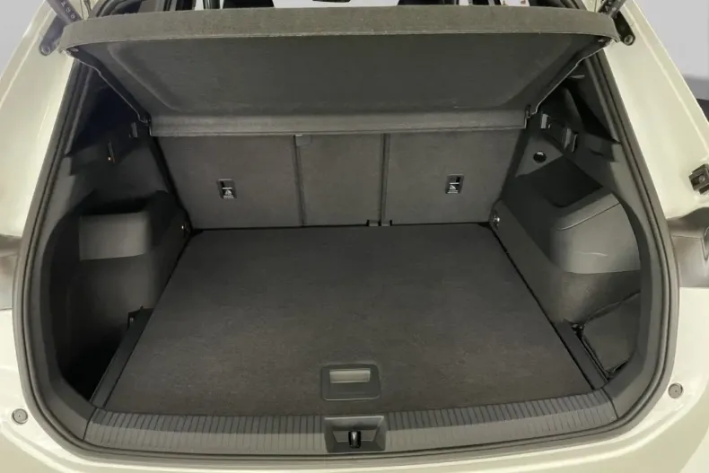 Volkswagen Tiguan din 2025 cu 64.300 km - oferta VOL183918 - foto 16