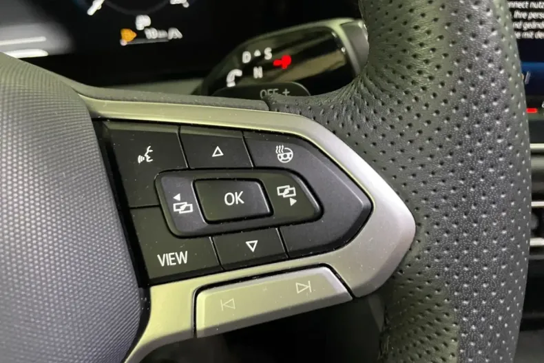 Volkswagen Tiguan din 2025 cu 64.300 km - oferta VOL183918 - foto 19