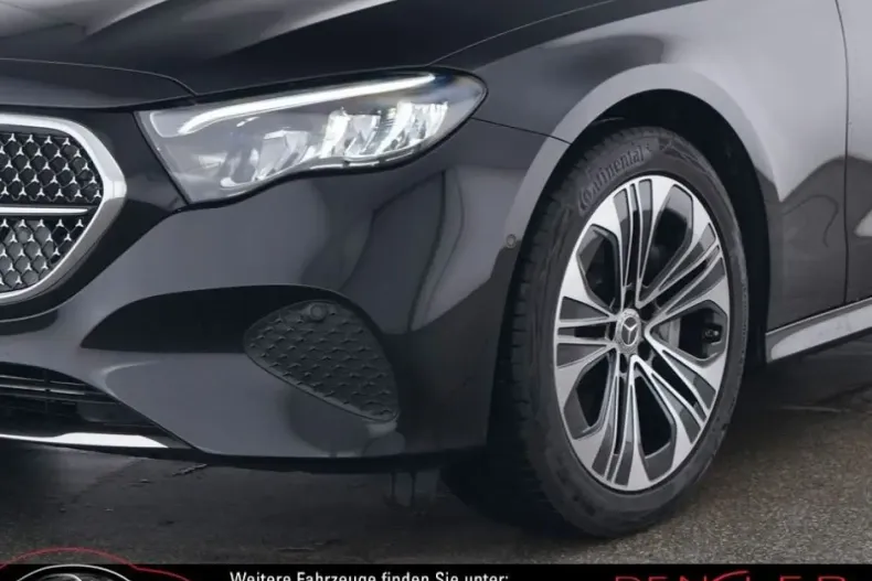 Mercedes-Benz E 300 (Clasa E) din 2024 cu 13.656 km - oferta MER183923 - foto 3