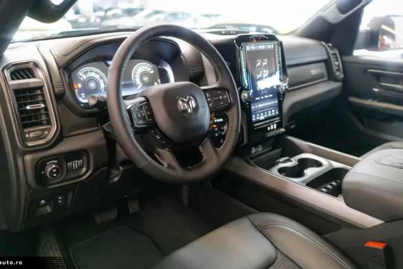 Dodge RAM din 2025 cu 50 km - oferta DOD183924 - foto 9