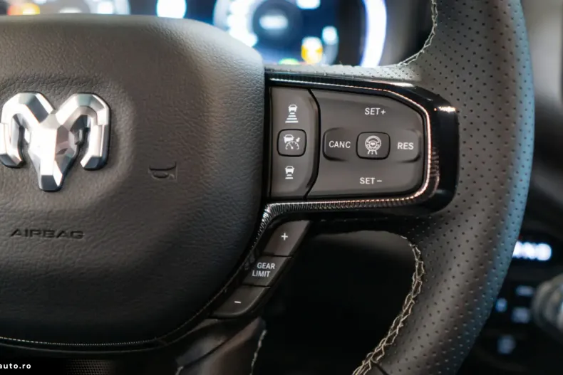 Dodge RAM din 2025 cu 50 km - oferta DOD183924 - foto 16