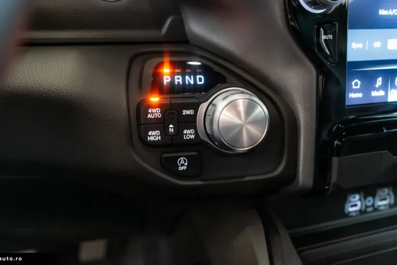Dodge RAM din 2025 cu 50 km - oferta DOD183924 - foto 17
