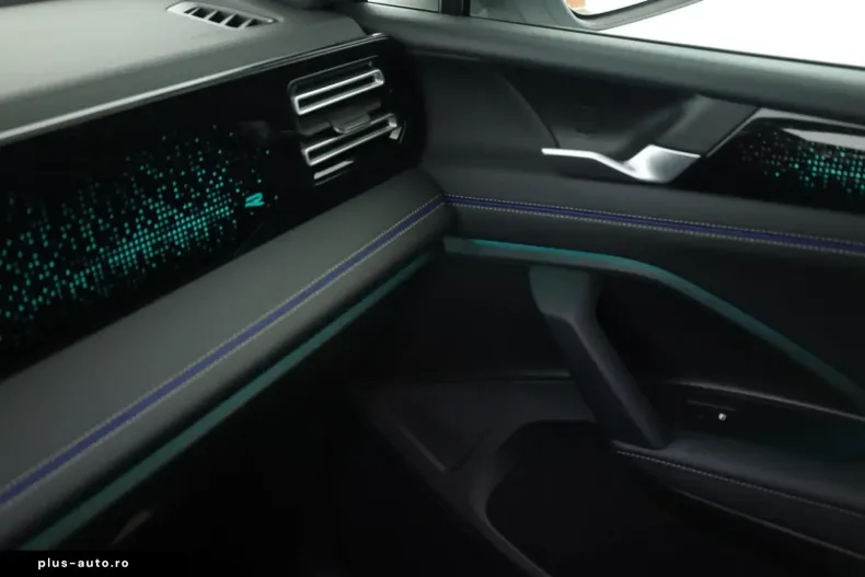 Volkswagen Tiguan din 2024 cu 16.900 km - oferta VOL183925 - foto 15