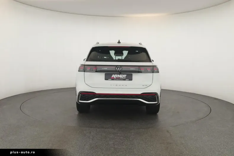 Volkswagen Tiguan din 2024 cu 16.900 km - oferta VOL183925 - foto 30