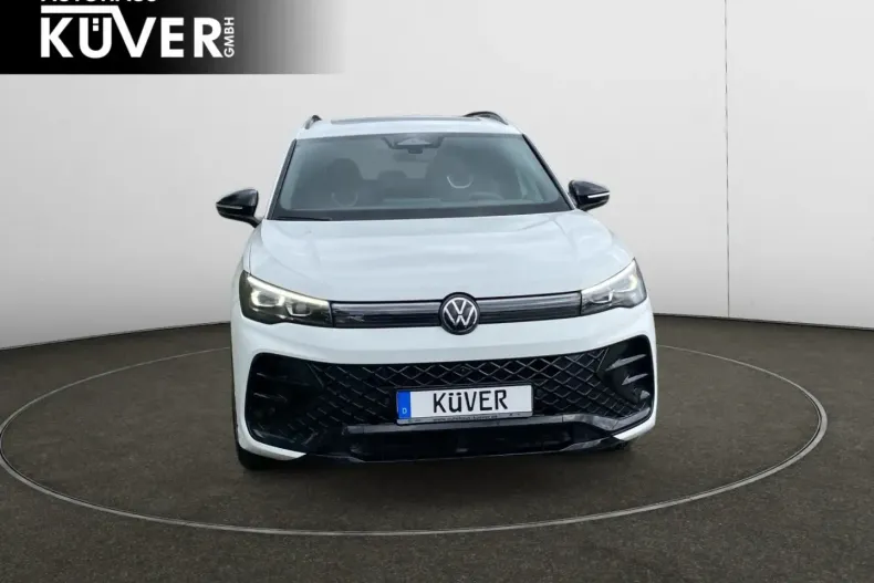 Volkswagen Tiguan din 2024 cu 26.600 km - oferta VOL183928 - foto 2