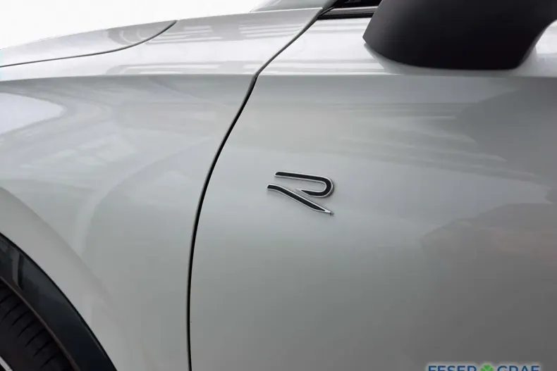 Volkswagen Tiguan din 2024 cu 19.800 km - oferta VOL183935 - foto 8